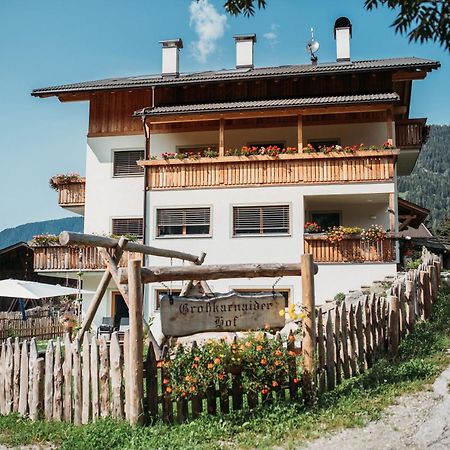 לוסון Grosskarnaiderhof Appartements-Bauernhof-Natur Pur מראה חיצוני תמונה